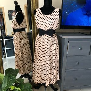 Forever 21 Knife Pleat Midi Dress